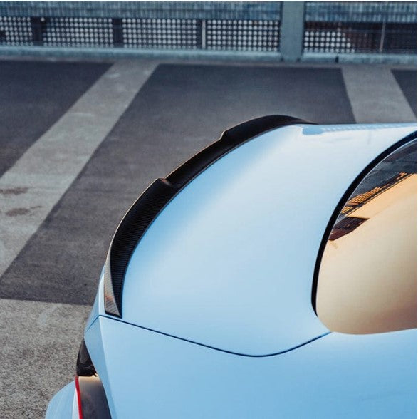 BMW G42 G87 V TYPE CARBON REAR SPOILER
