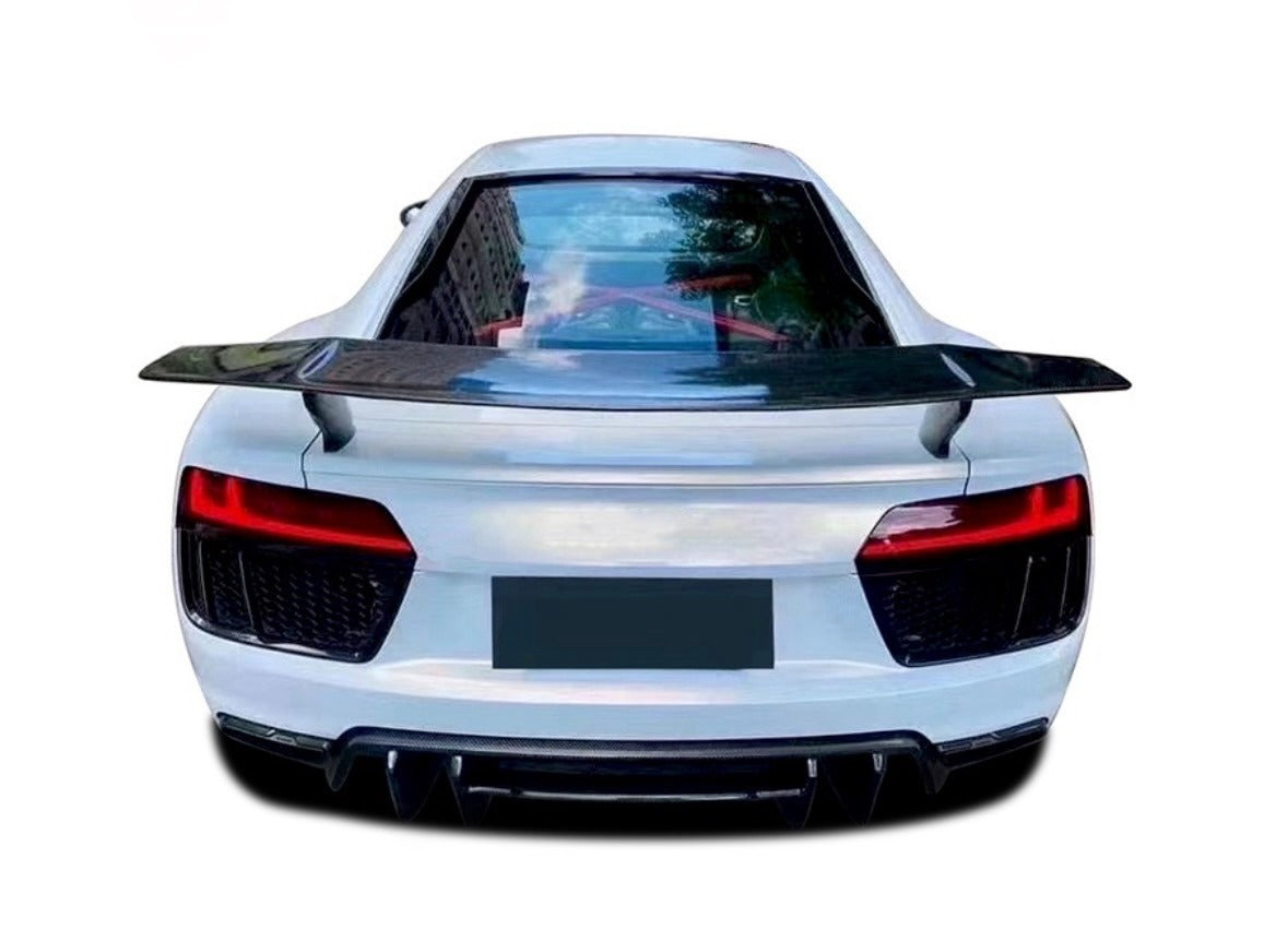 AUDI R8 Vorsteiner carbon fiber rear lip